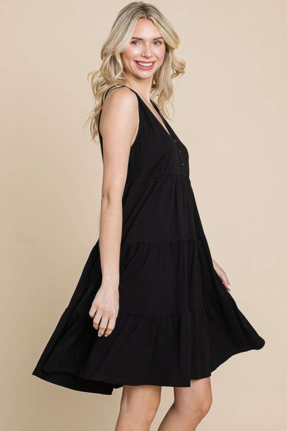 Vestido de tirantes con espalda cruzada y capas Culture Code