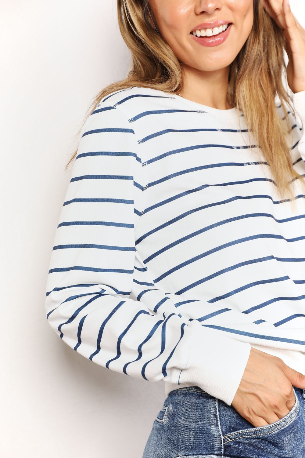 Top de cuello redondo y manga larga a rayas Double Take