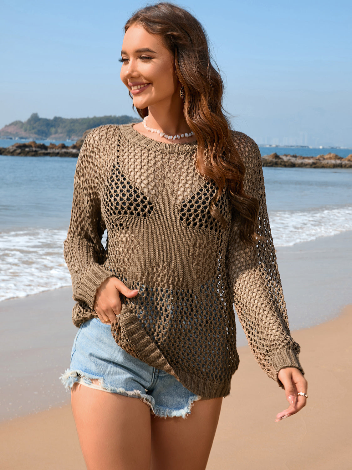 Vestido calado con hombros caídos
