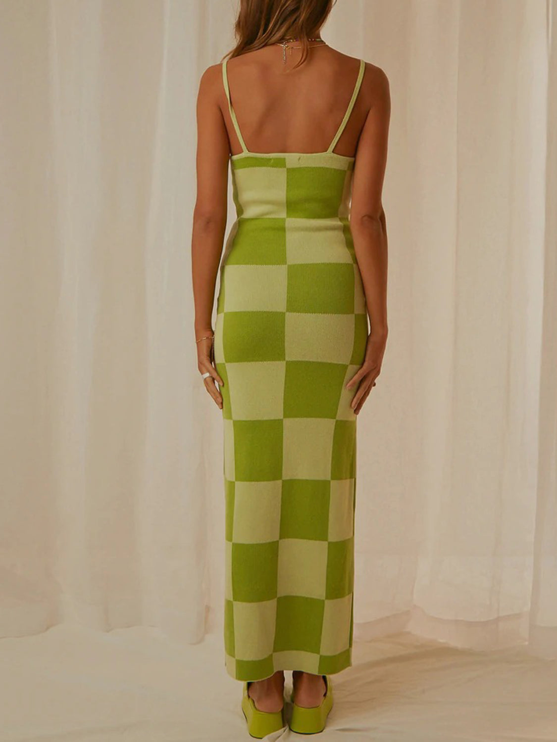Vestido largo estampado con tirantes finos
