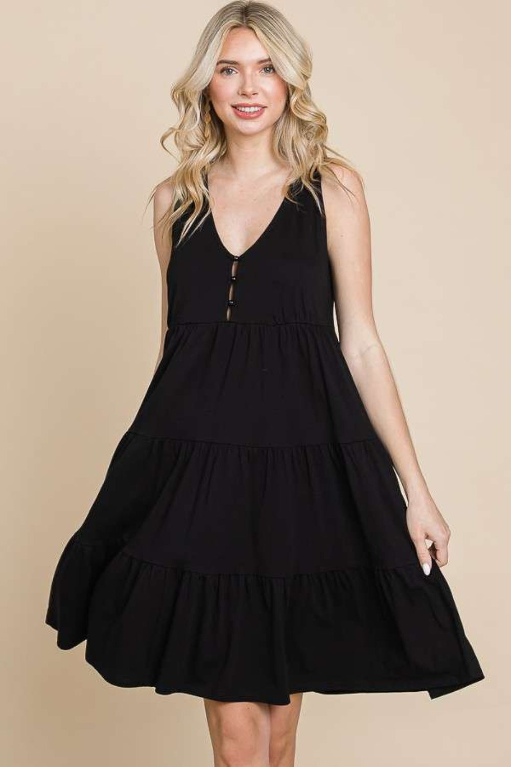 Vestido de tirantes con espalda cruzada y capas Culture Code
