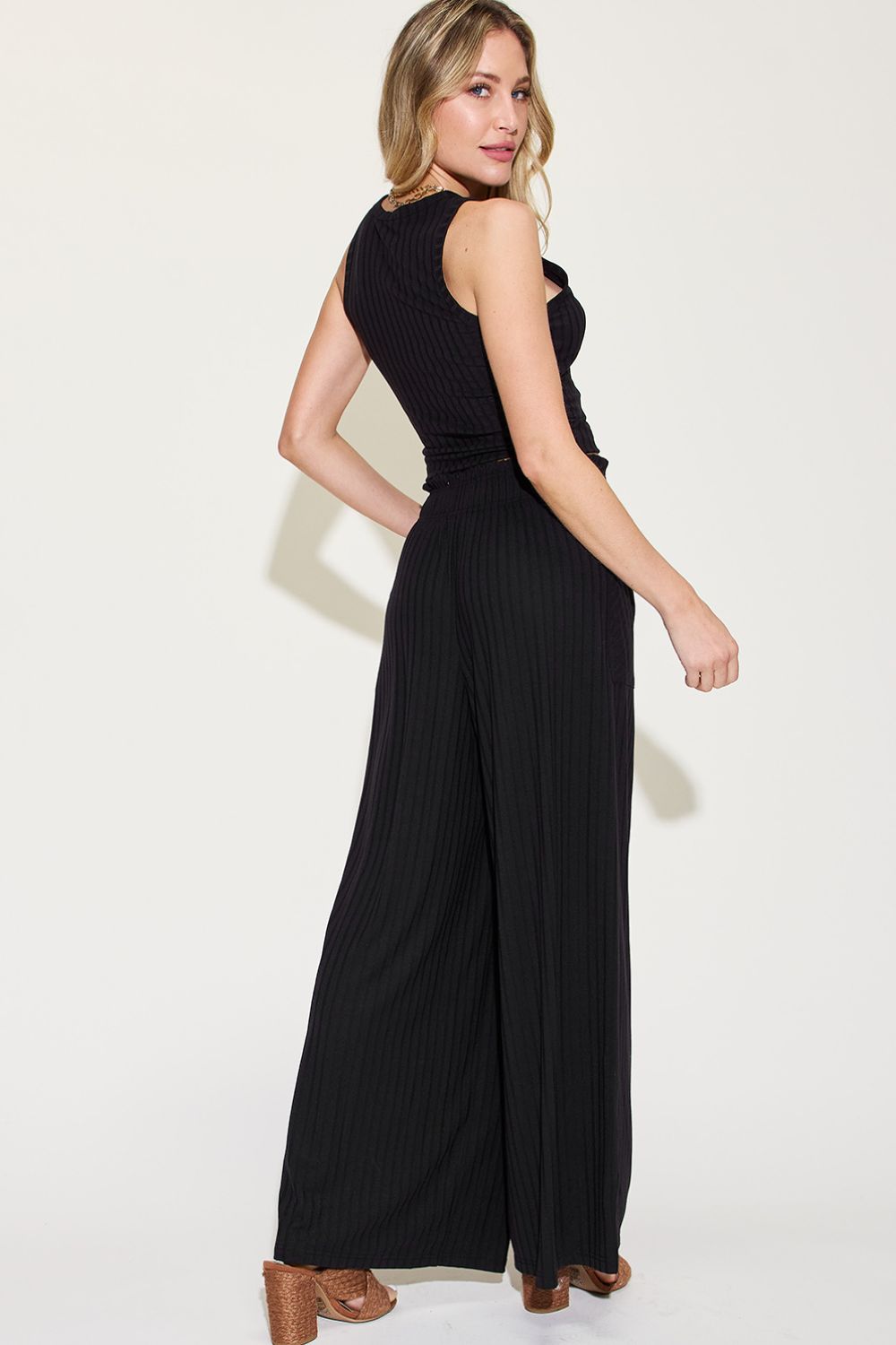 Conjunto básico Bae de camiseta de tirantes acanalada de talla grande y pantalones de pierna ancha
