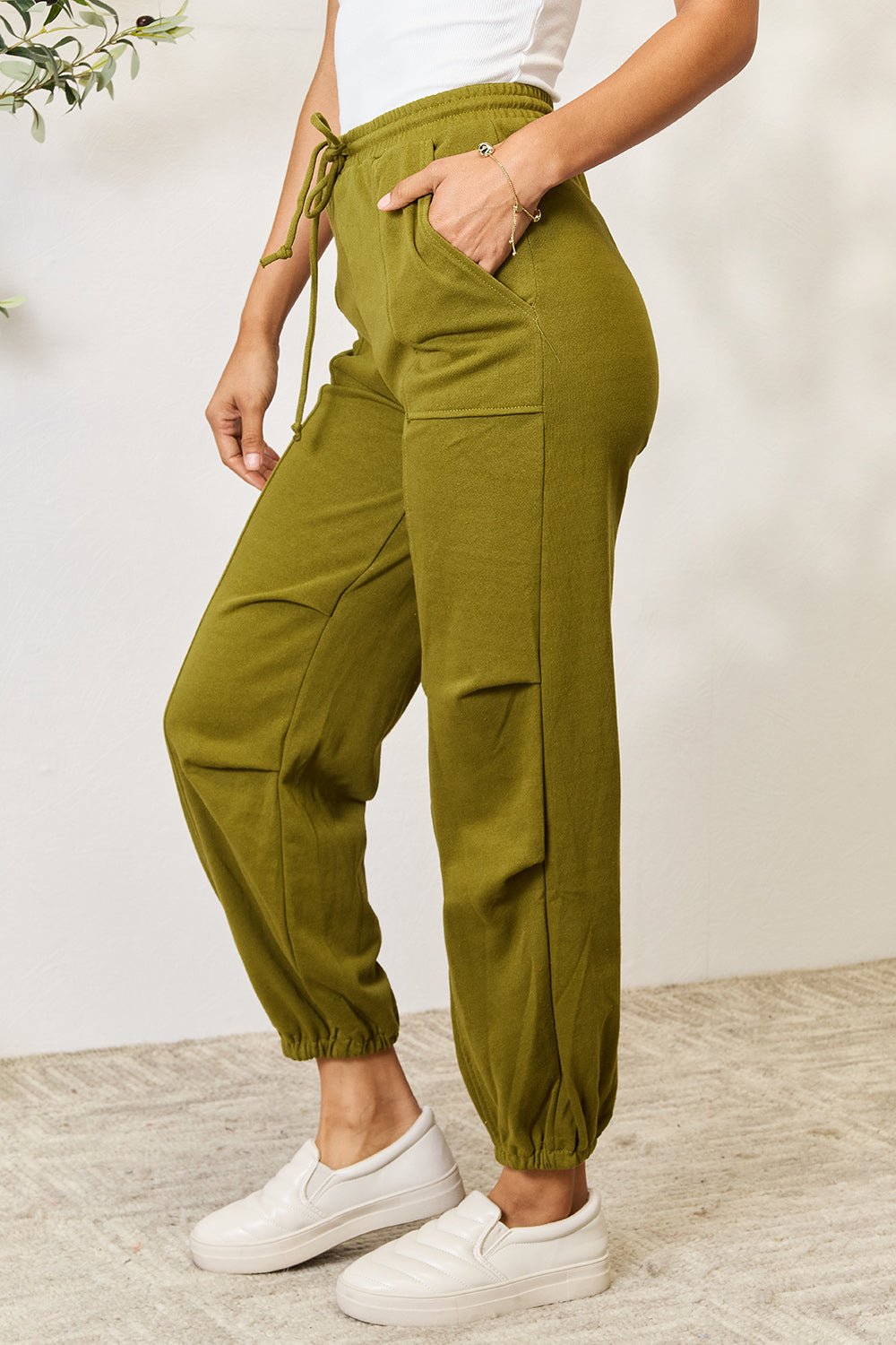 Pantalones deportivos con cordón y bolsillos de tamaño completo de Culture Code