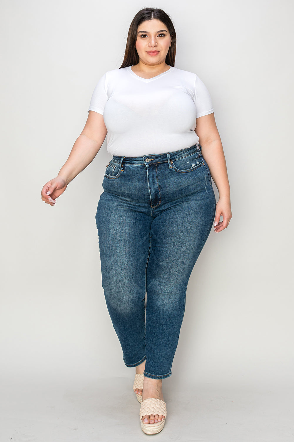 Vaqueros ajustados de cintura alta con control de abdomen de tamaño completo de Judy Blue