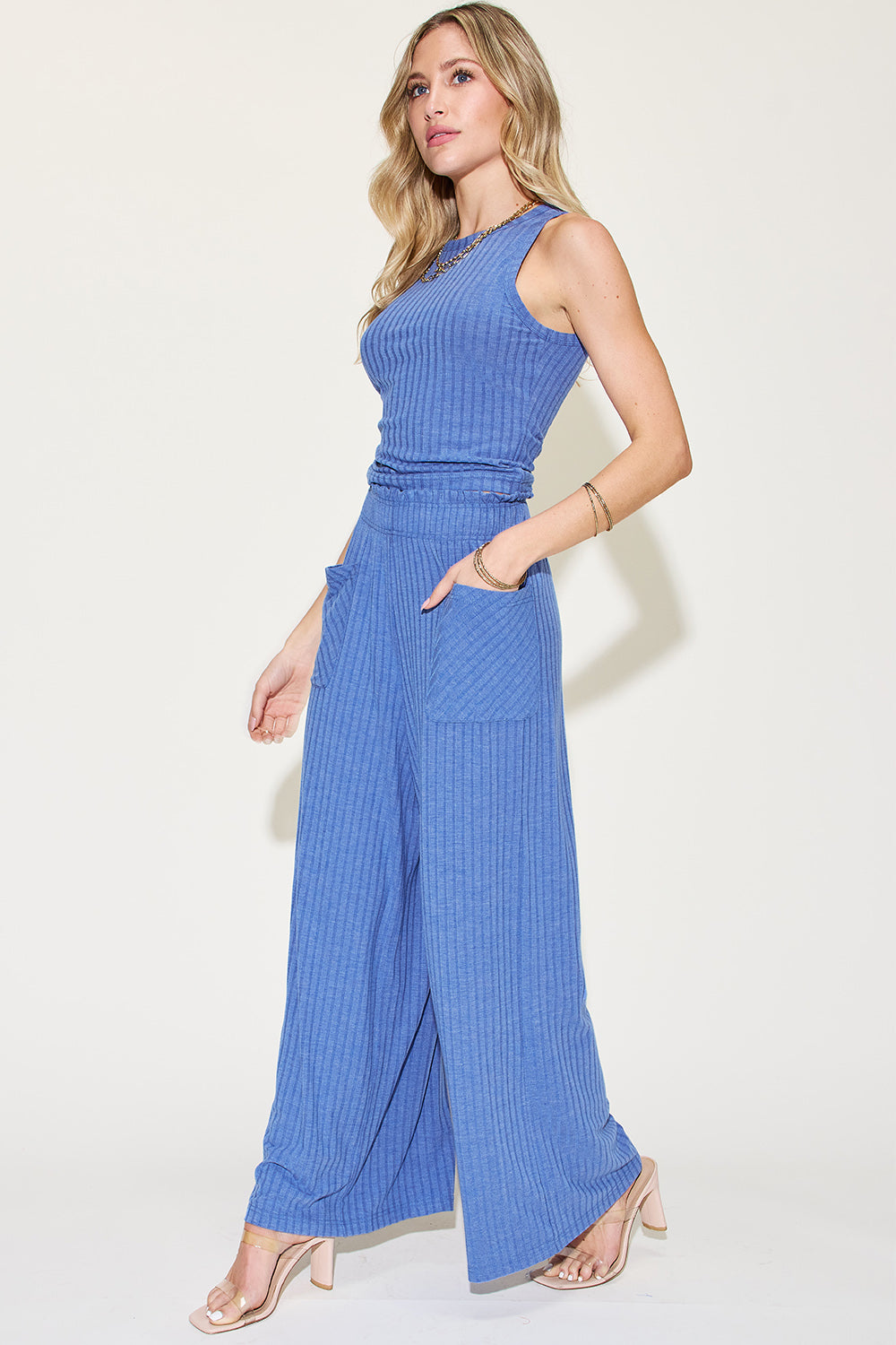 Conjunto básico Bae de camiseta de tirantes acanalada de talla grande y pantalones de pierna ancha