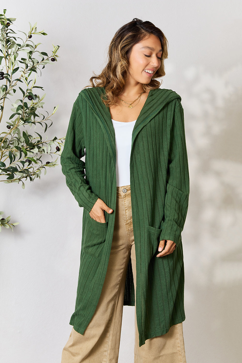 Suéter cárdigan con capucha y talla grande básico de Bae