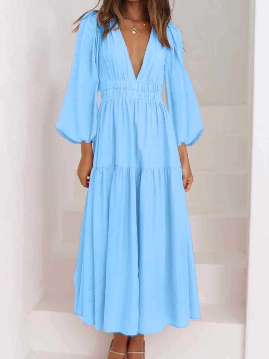 Vestido largo liso con escote en V profundo y mangas globo