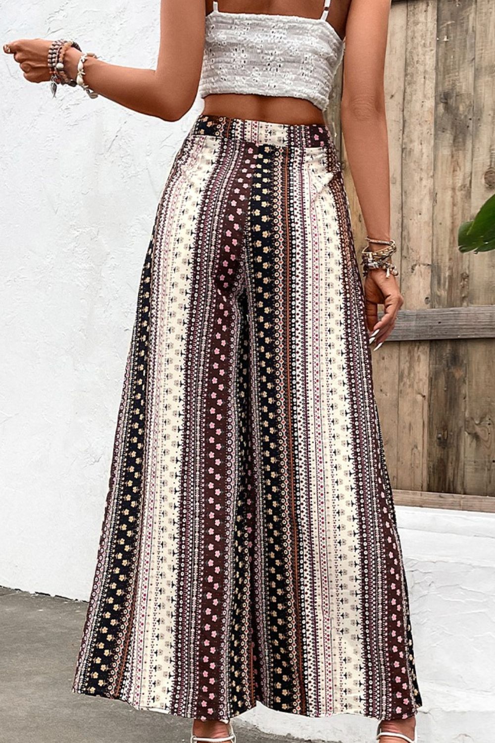 Pantalones anchos de cintura alta con estampado floral