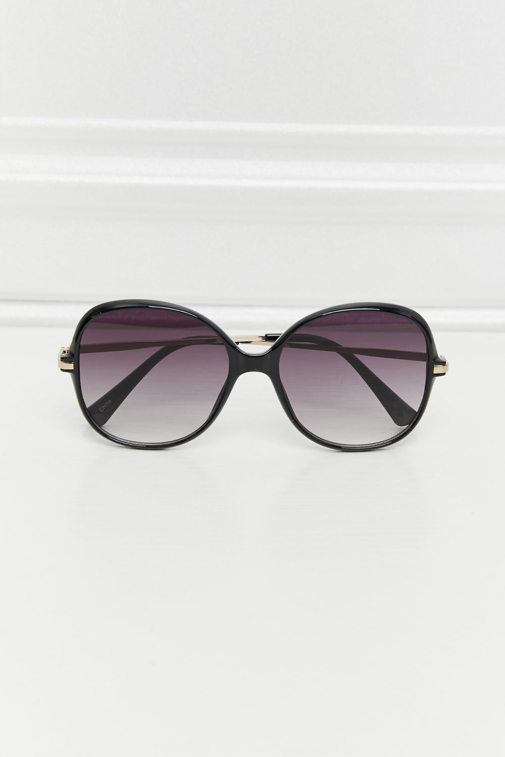 Gafas de sol híbridas de metal y plástico con montura completa