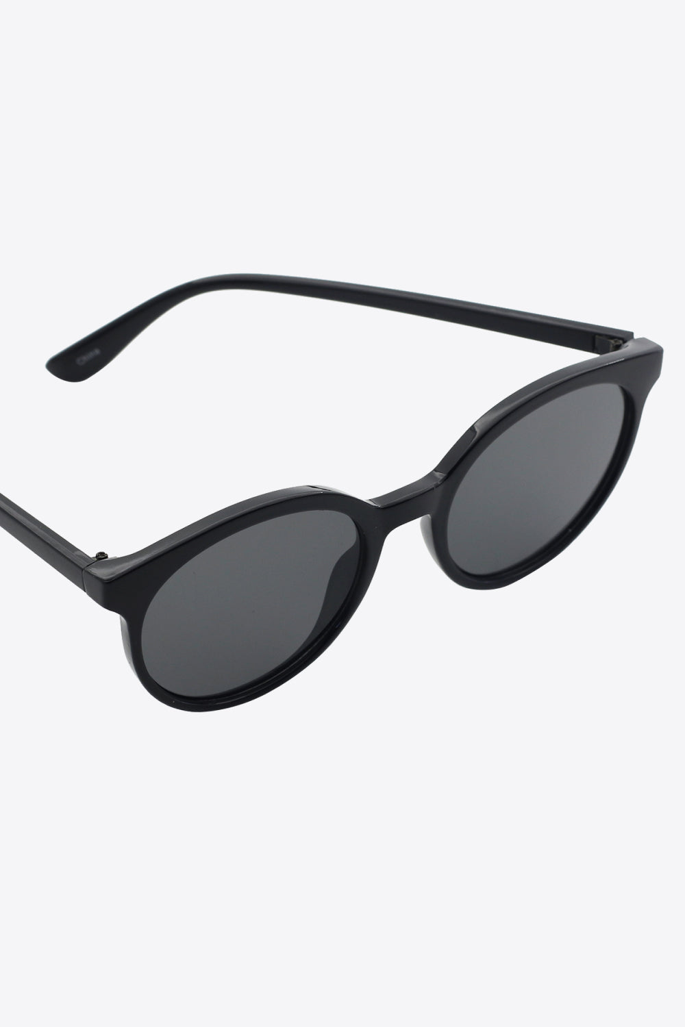 Gafas de sol redondas con montura completa de policarbonato