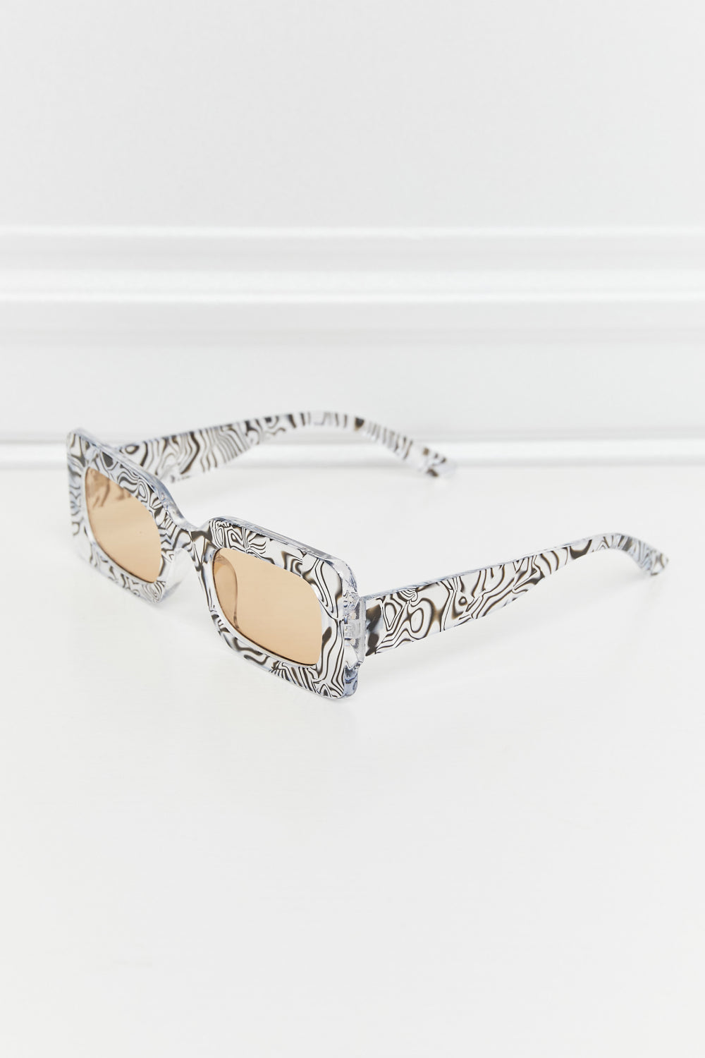 Gafas de sol rectangulares de policarbonato con montura de carey