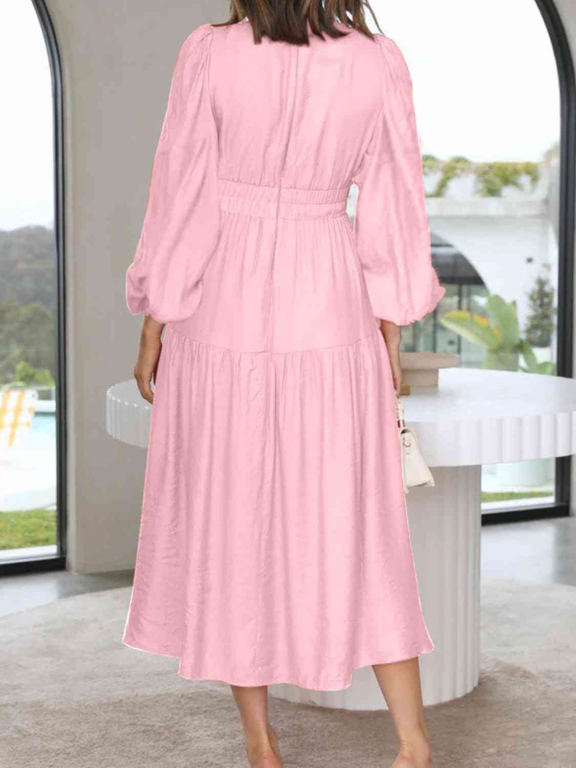 Vestido largo liso con escote en V profundo y mangas globo